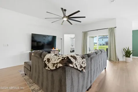 5043 Big Pine Drive Jacksonville FL 32218