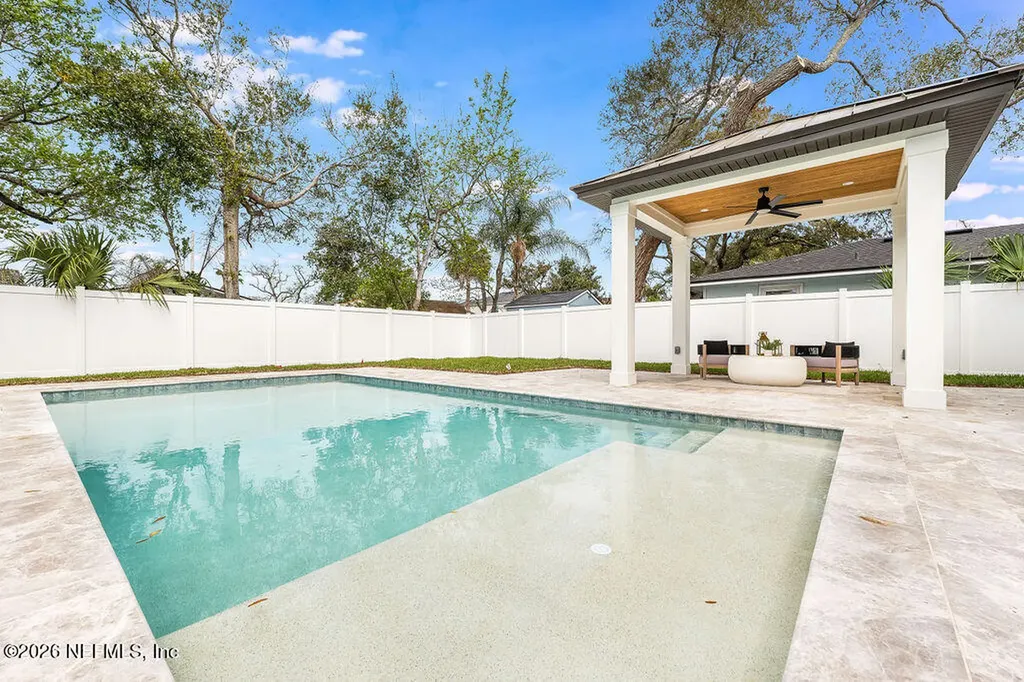 809 11th Avenue S Jacksonville Beach FL 32250