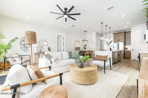 809 11th Avenue S Jacksonville Beach FL 32250