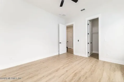 809 11th Avenue S Jacksonville Beach FL 32250