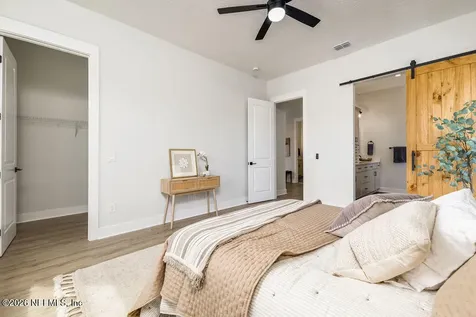 809 11th Avenue S Jacksonville Beach FL 32250