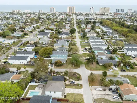 809 11th Avenue S Jacksonville Beach FL 32250