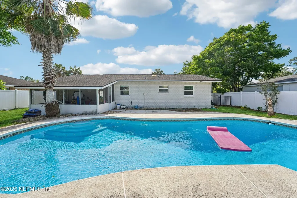 42 Dolphin Boulevard Ponte Vedra Beach FL 32082