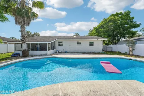42 Dolphin Boulevard Ponte Vedra Beach FL 32082