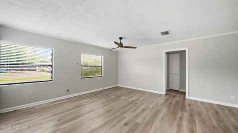 5377 River Forest Drive Jacksonville FL 32211