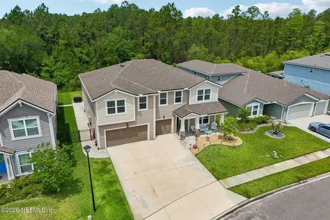 212 Winterberry Court St. Johns FL 32259