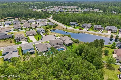 212 Winterberry Court St. Johns FL 32259