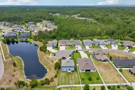 212 Winterberry Court St. Johns FL 32259