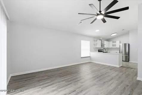 3907 Adirolf Road Jacksonville FL 32207