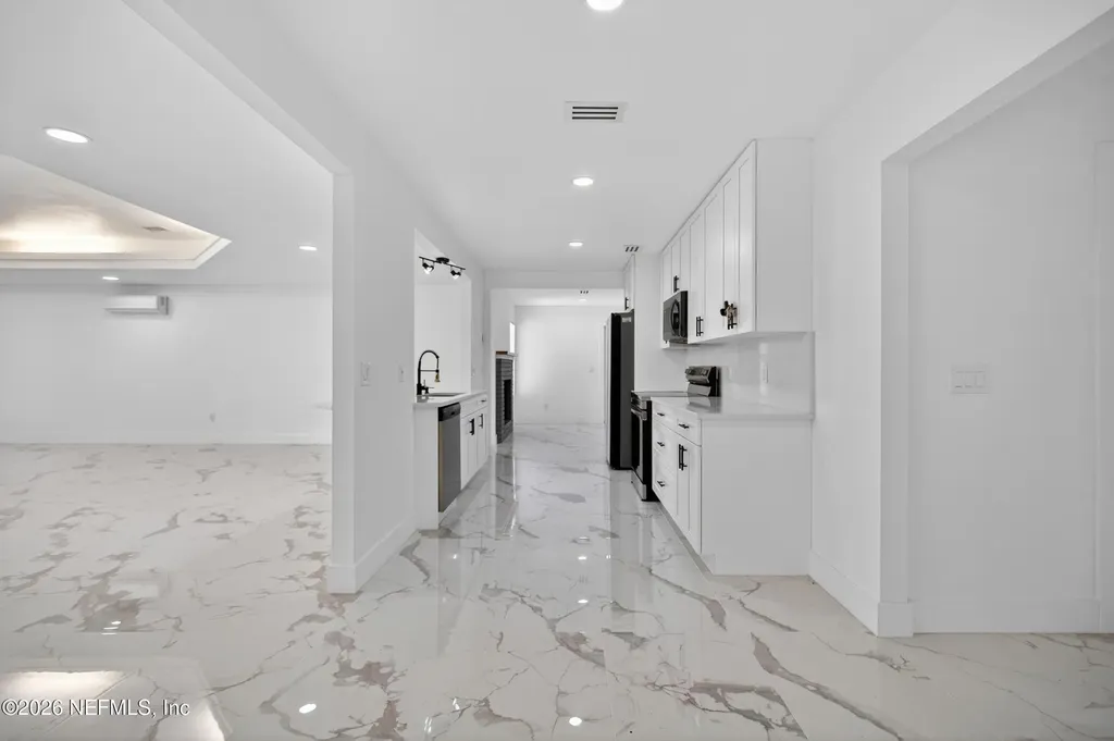1407 Grandview Drive Jacksonville FL 32211