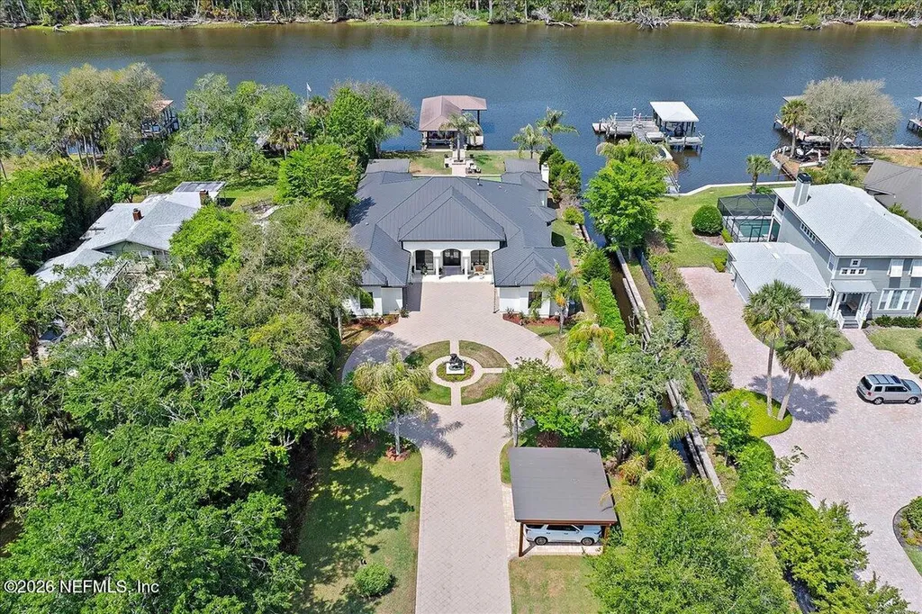 153 S Roscoe Boulevard Ponte Vedra Beach FL 32082