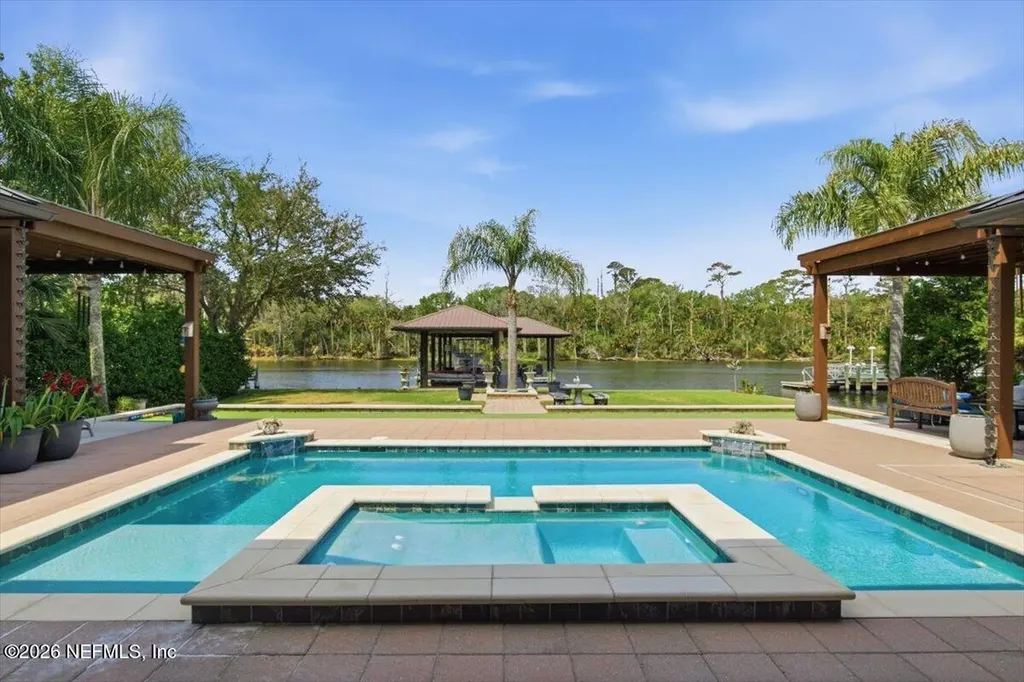 153 S Roscoe Boulevard Ponte Vedra Beach FL 32082