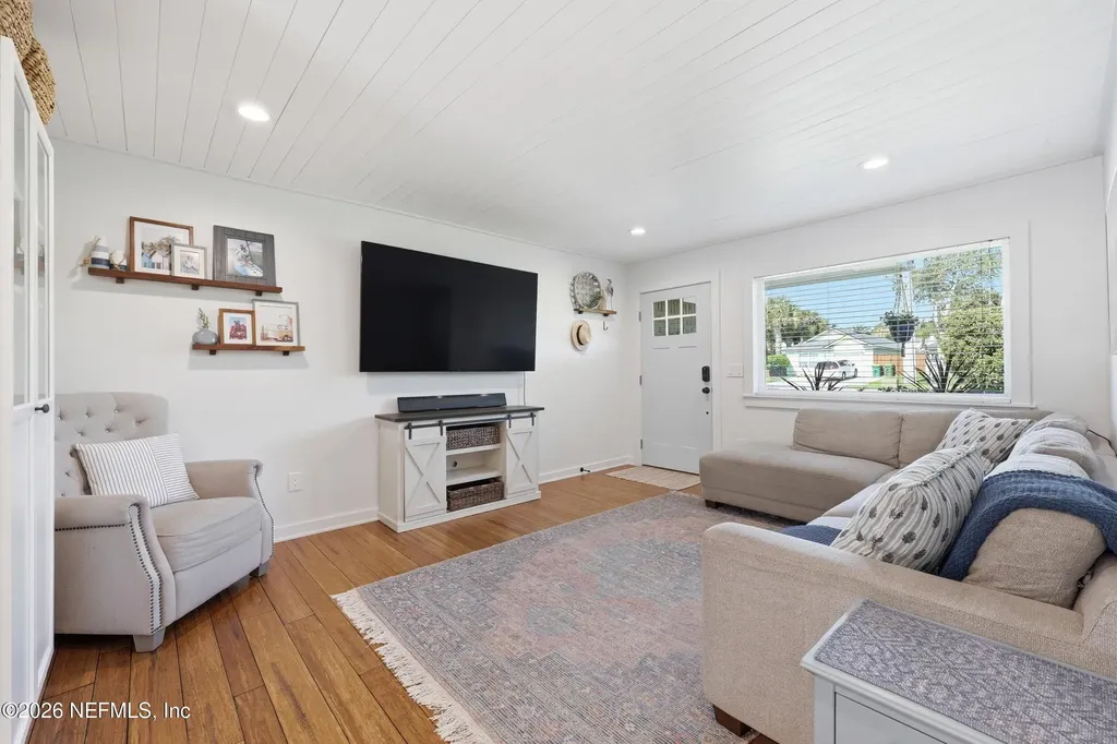 2229 S Beach Parkway Jacksonville Beach FL 32250