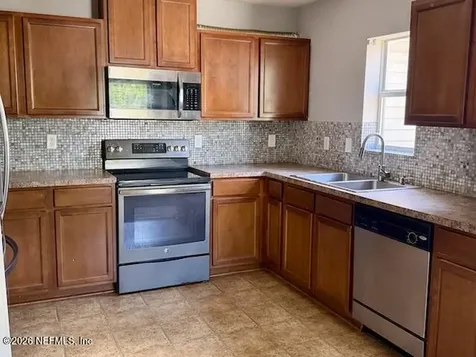 12221 Sand Lake Court Jacksonville FL 32218