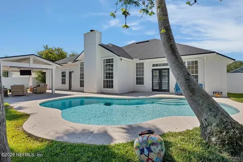 833 Lotus Lane N St. Johns FL 32259