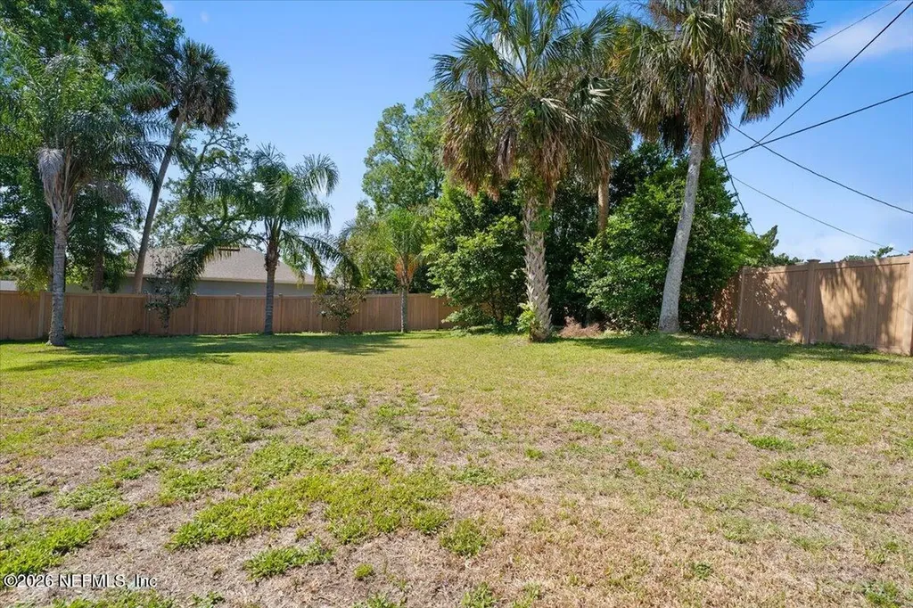 1137 Yaupon Street Daytona Beach FL 32117