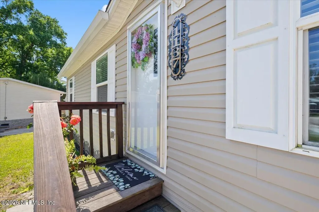 1137 Yaupon Street Daytona Beach FL 32117