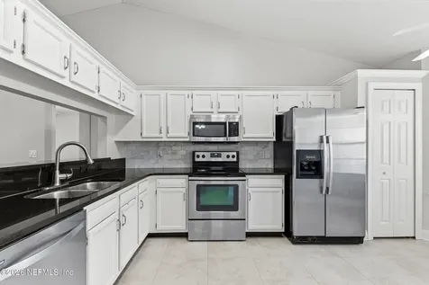 8634 Hammond Forest Drive Jacksonville FL 32221