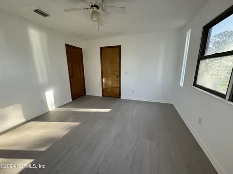 3832 Sandy Shores Drive Jacksonville FL 32277