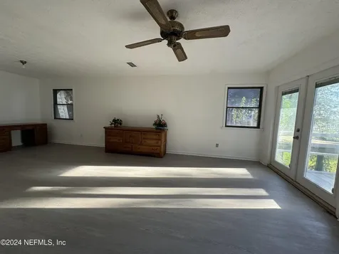 3832 Sandy Shores Drive Jacksonville FL 32277