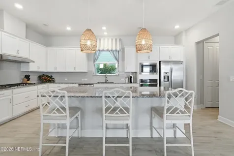185 Park Center Avenue Ponte Vedra FL 32081
