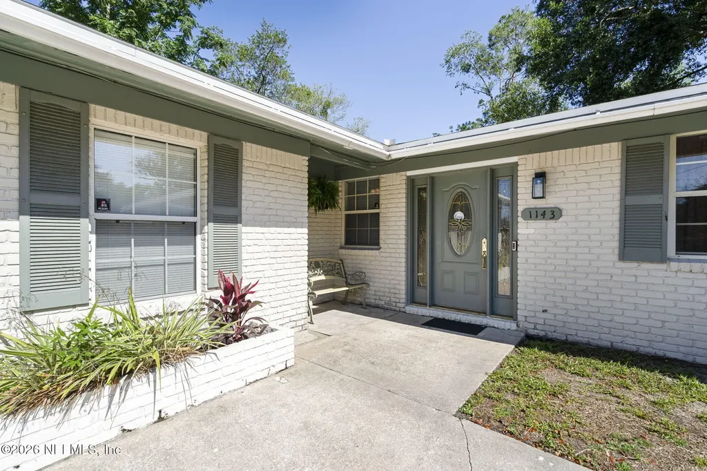 1143 Pecan Cove Jacksonville FL 32221
