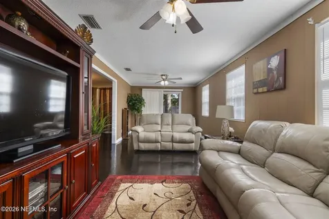 1143 Pecan Cove Jacksonville FL 32221