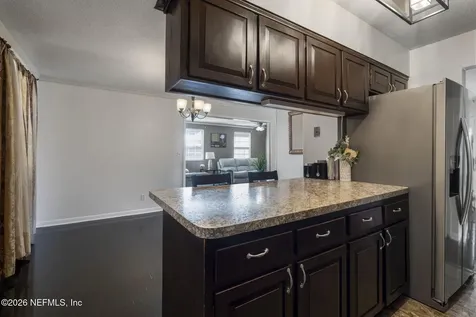 1143 Pecan Cove Jacksonville FL 32221