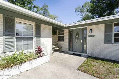 1143 Pecan Cove Jacksonville FL 32221