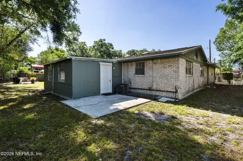 1143 Pecan Cove Jacksonville FL 32221