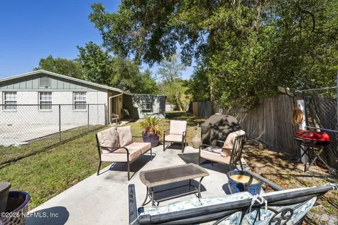 1143 Pecan Cove Jacksonville FL 32221