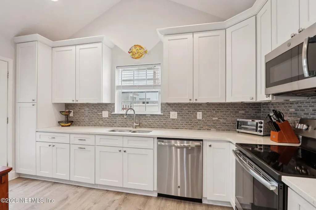 1524 1st Street S Jacksonville Beach FL 32250