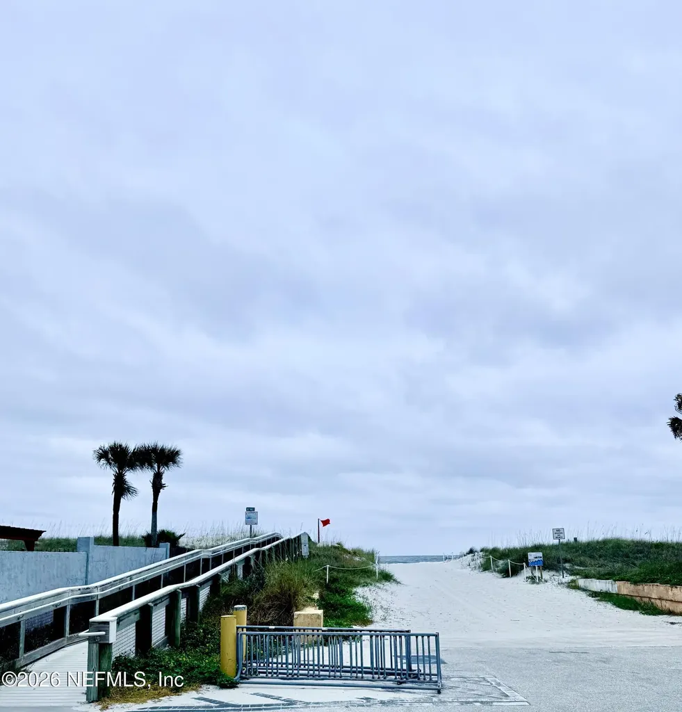 1524 1st Street S Jacksonville Beach FL 32250