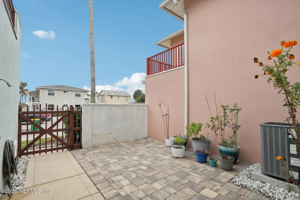 1524 1st Street S Jacksonville Beach FL 32250