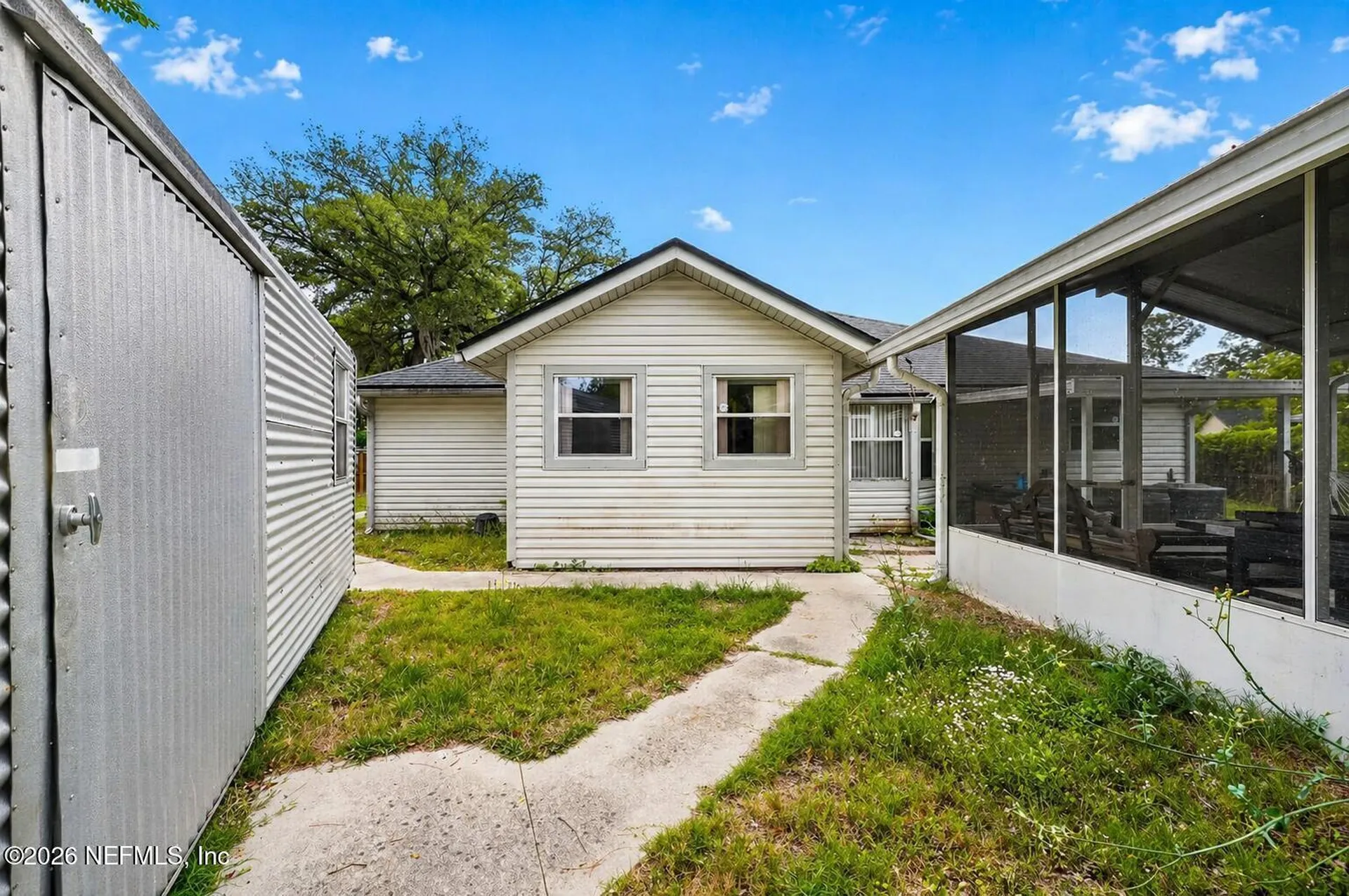 485 Shamrock S Jacksonville FL 32218