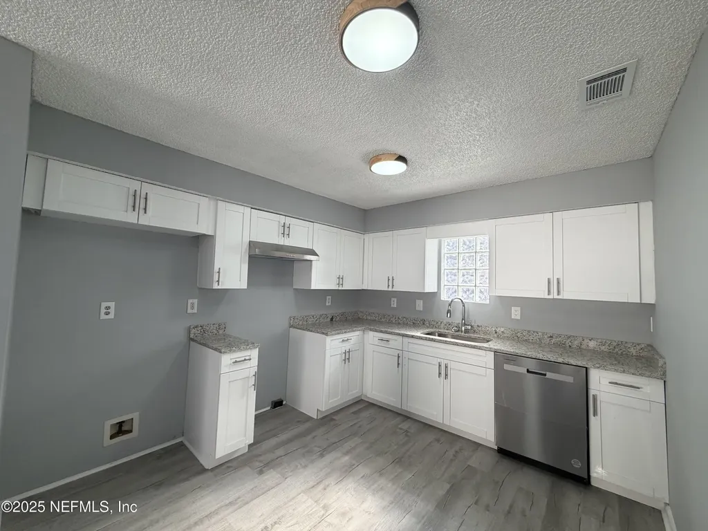 761 Trekker Street Jacksonville FL 32216