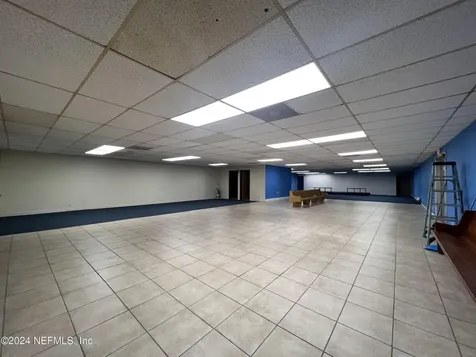 1239 Rogero Road Jacksonville FL 32211
