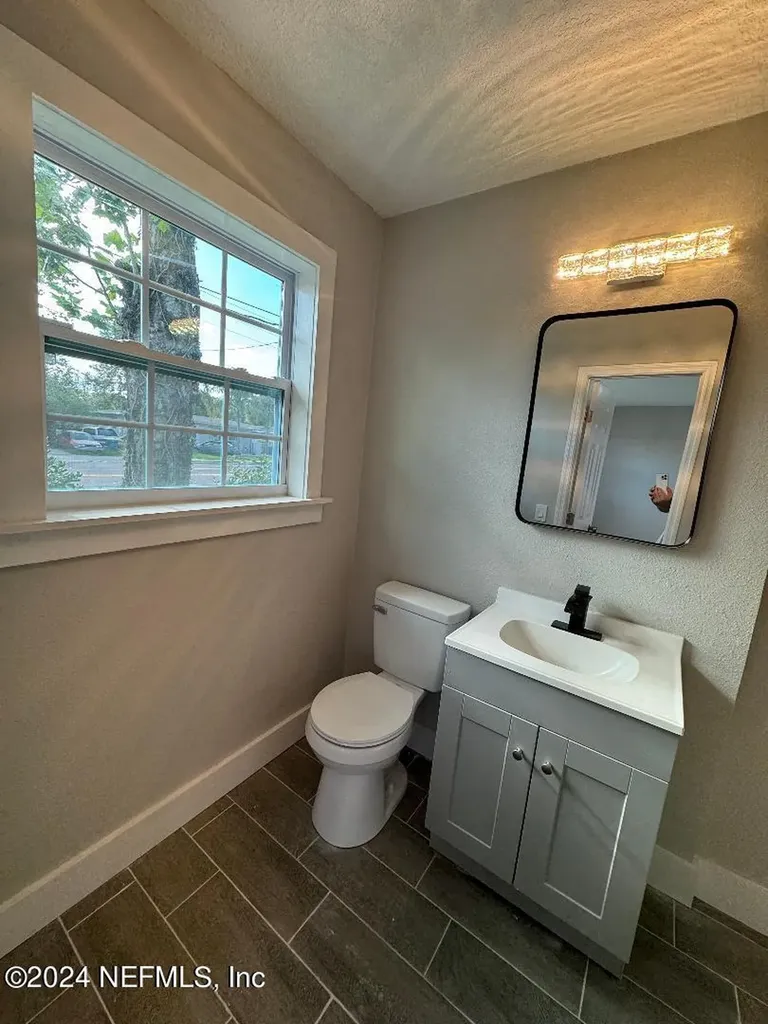 2535 Rogero Road Jacksonville FL 32211
