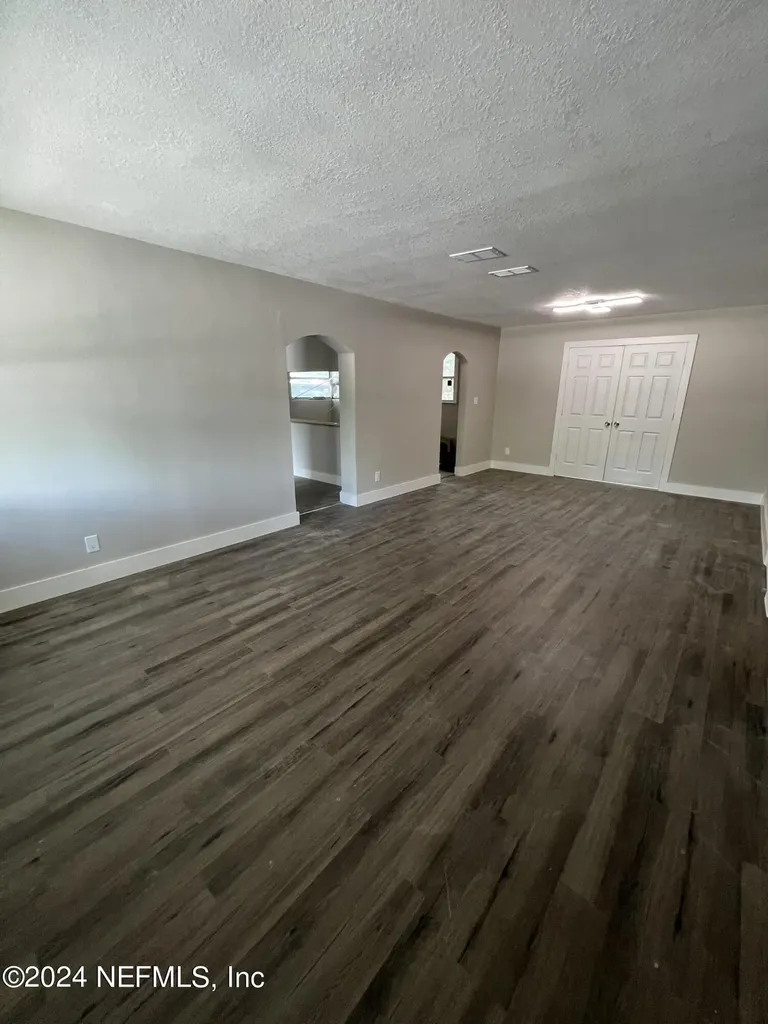 2535 Rogero Road Jacksonville FL 32211