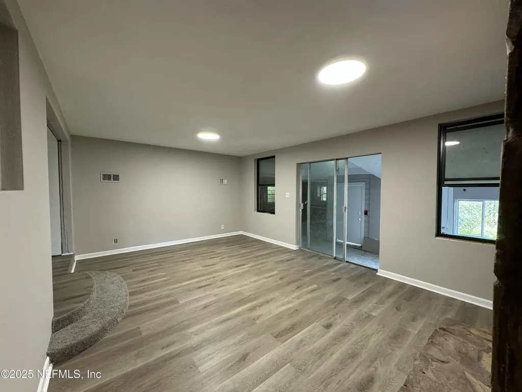 5612 Oliver Street Jacksonville FL 32211