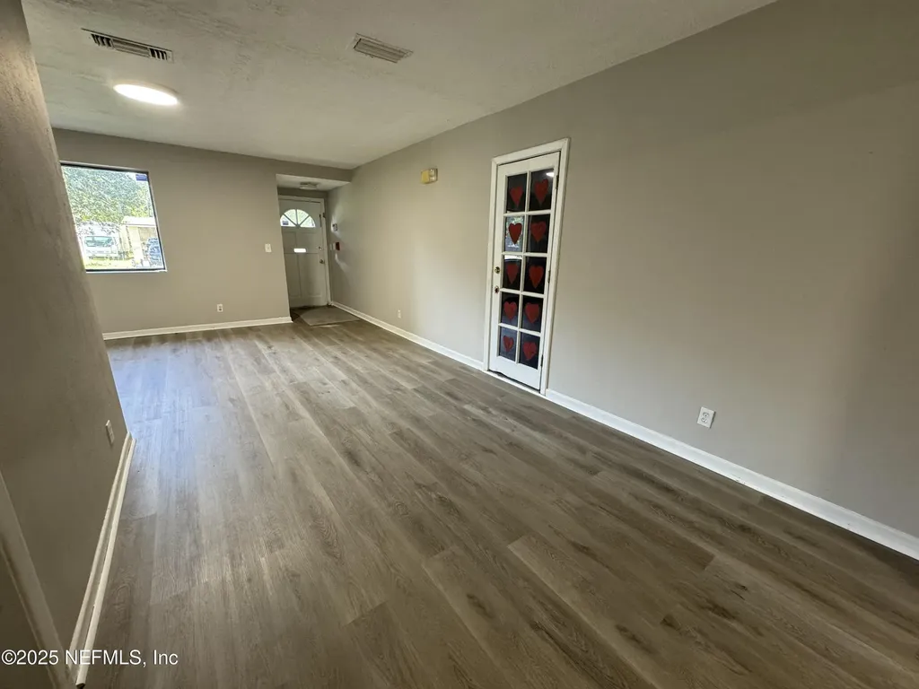 5612 Oliver Street Jacksonville FL 32211