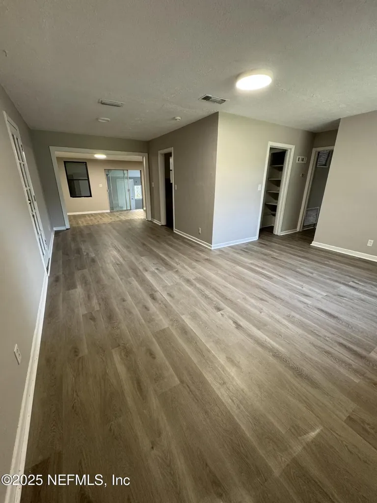 5612 Oliver Street Jacksonville FL 32211