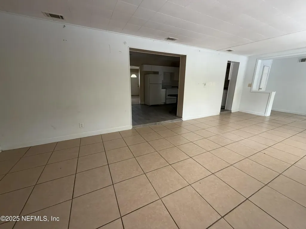 2423 Green Oak Drive Jacksonville FL 32211