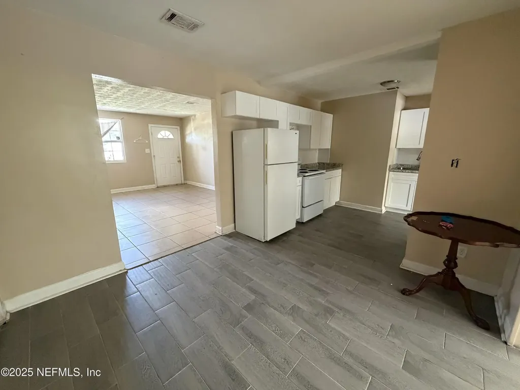 2423 Green Oak Drive Jacksonville FL 32211