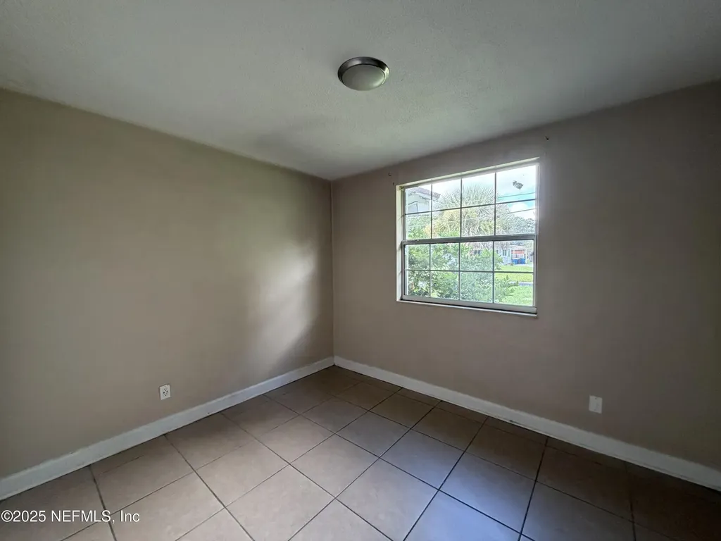 2423 Green Oak Drive Jacksonville FL 32211