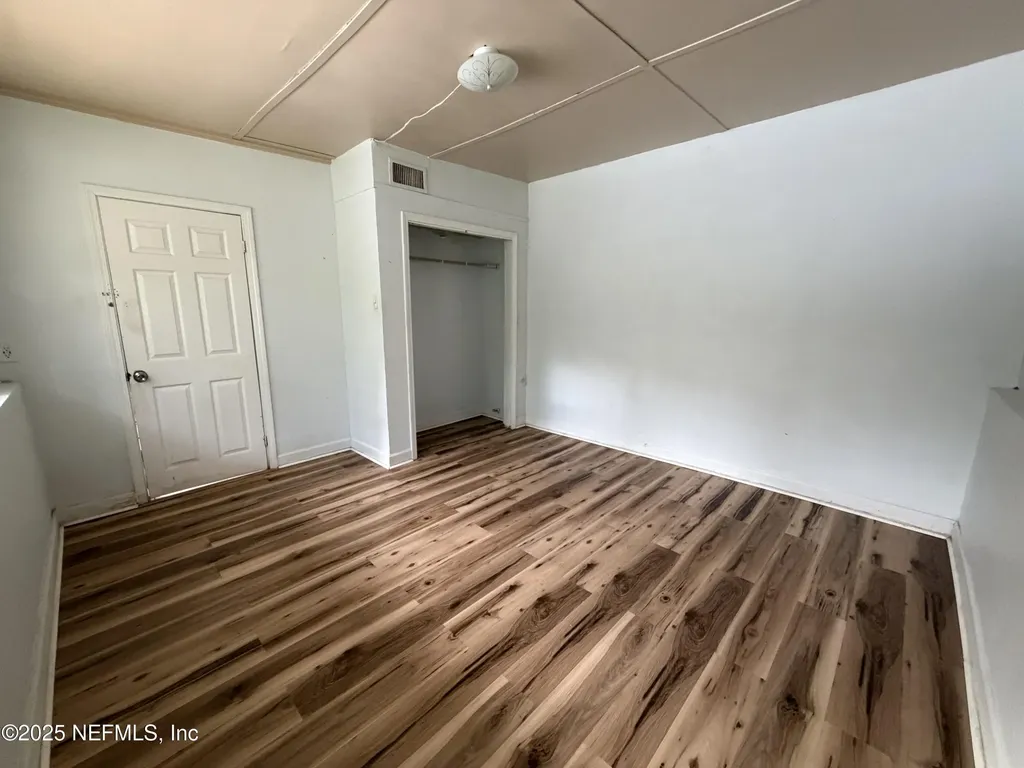 2423 Green Oak Drive Jacksonville FL 32211