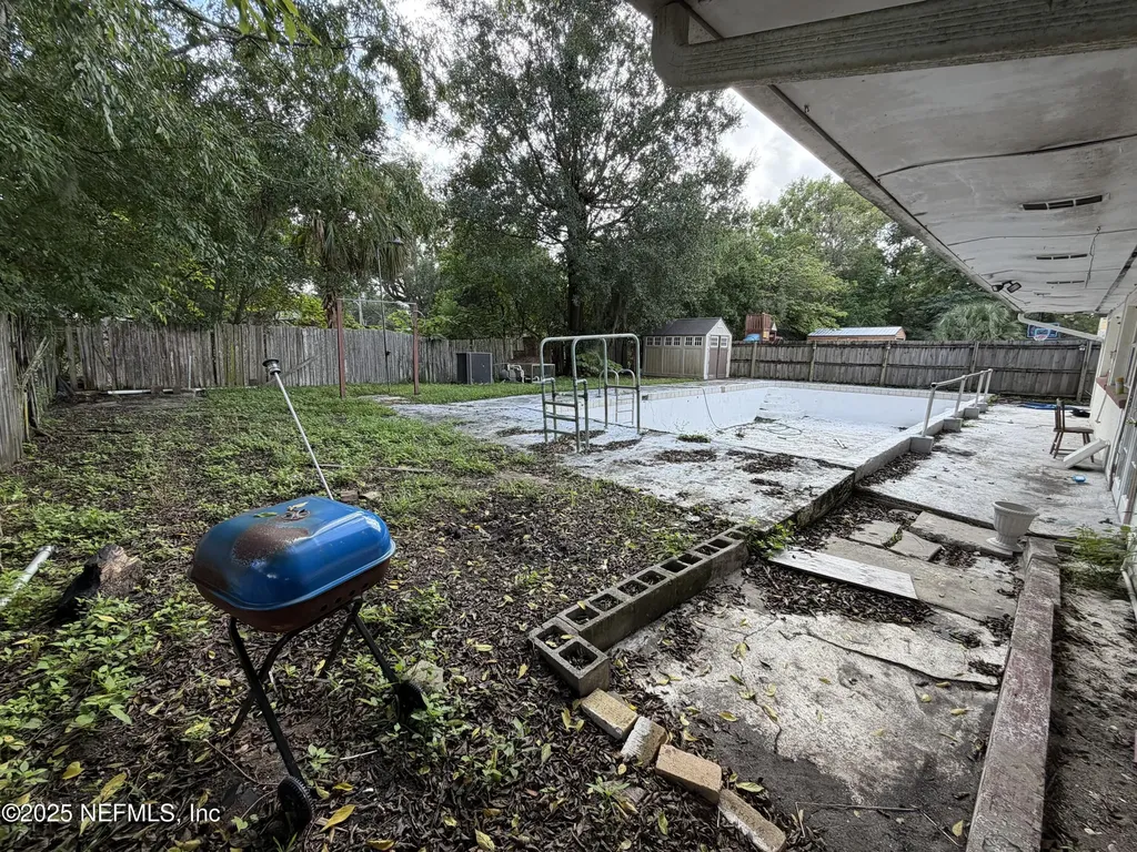 2423 Green Oak Drive Jacksonville FL 32211