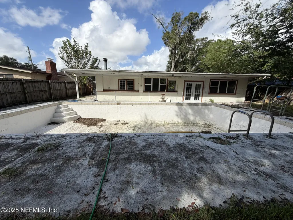 2423 Green Oak Drive Jacksonville FL 32211
