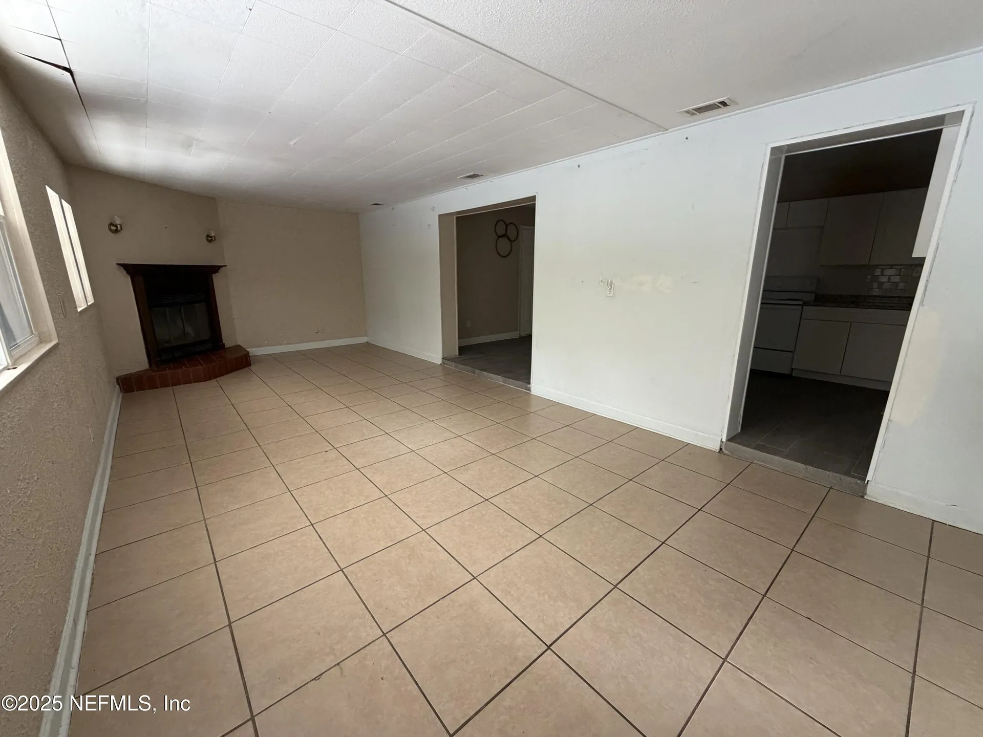2423 Green Oak Drive Jacksonville FL 32211