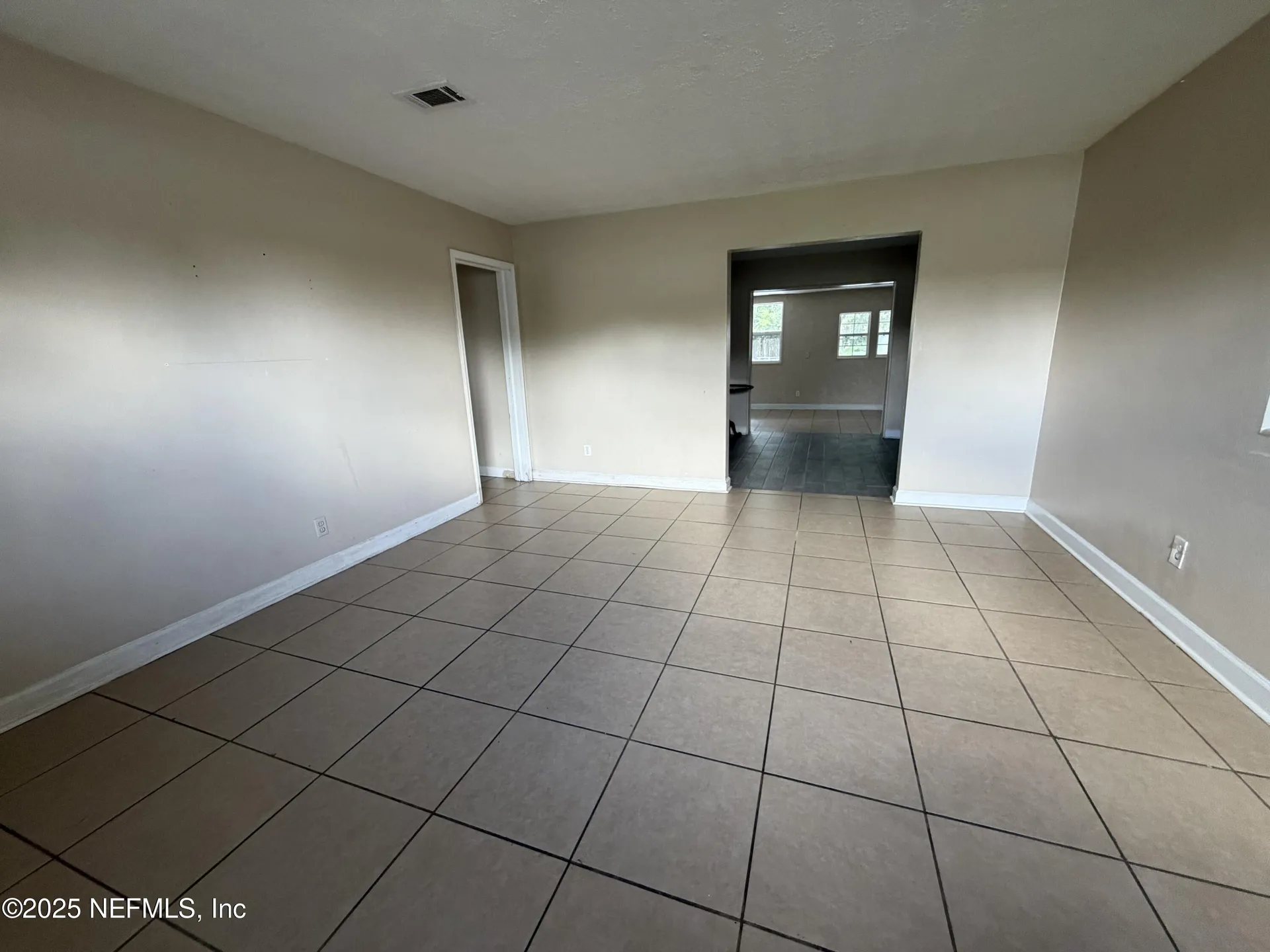 2423 Green Oak Drive Jacksonville FL 32211